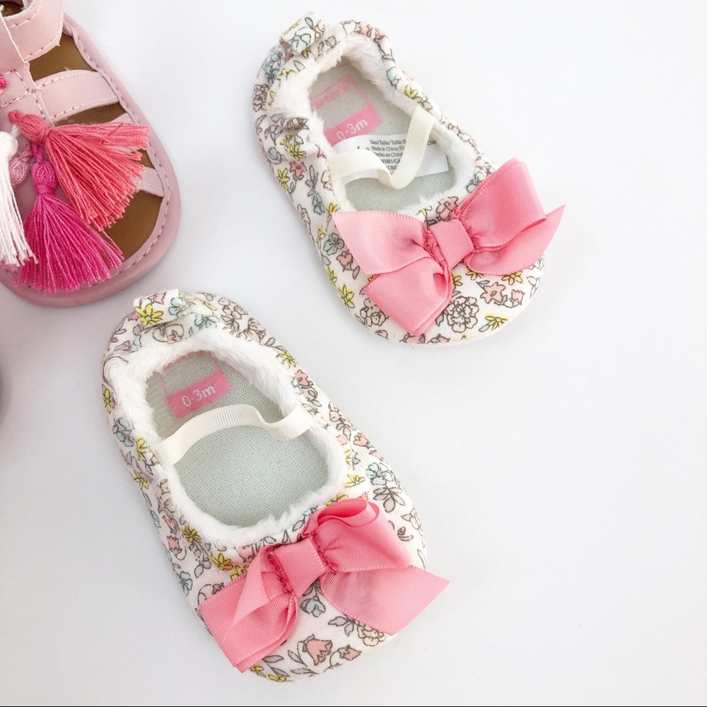 Carter’s Baby Girl Sandals Flats Crib Shoe Newborn - Picture 2 of 6